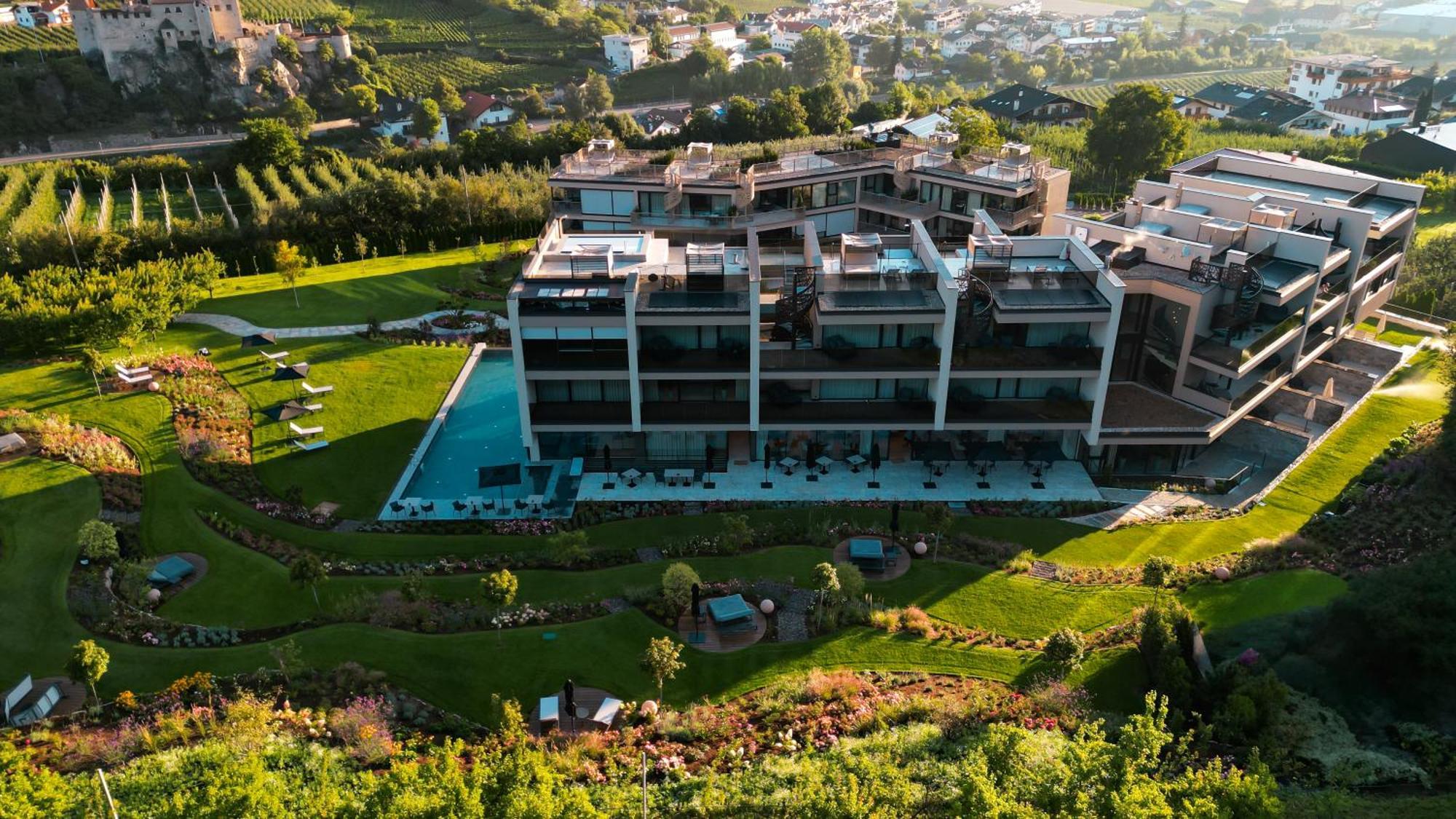 Boutique Hotel Amaril Кастелбело Екстериор снимка